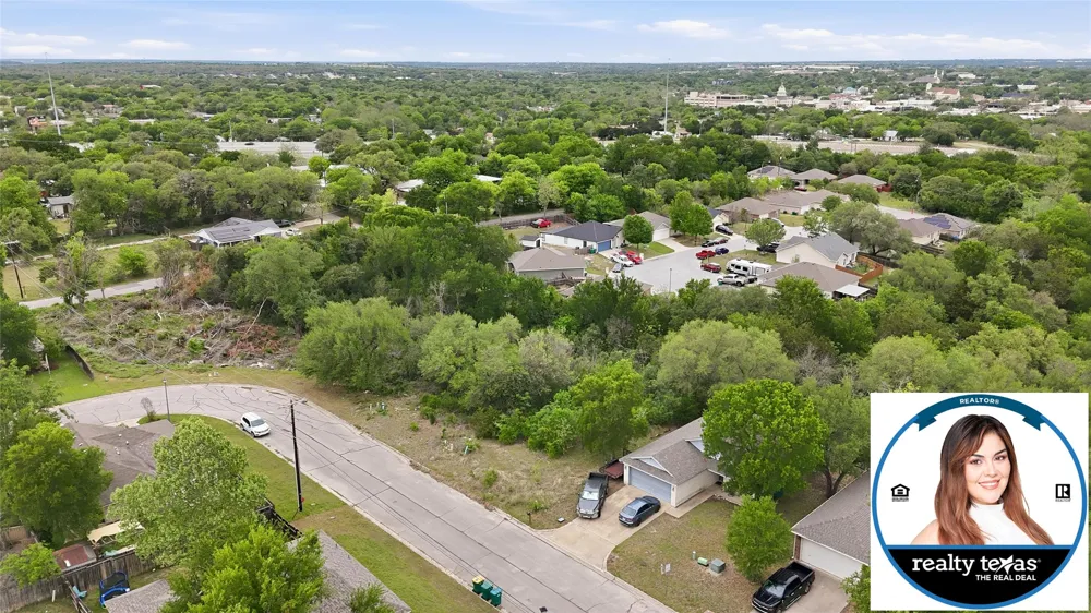 914 Carla Kay Belton, TX 76513
