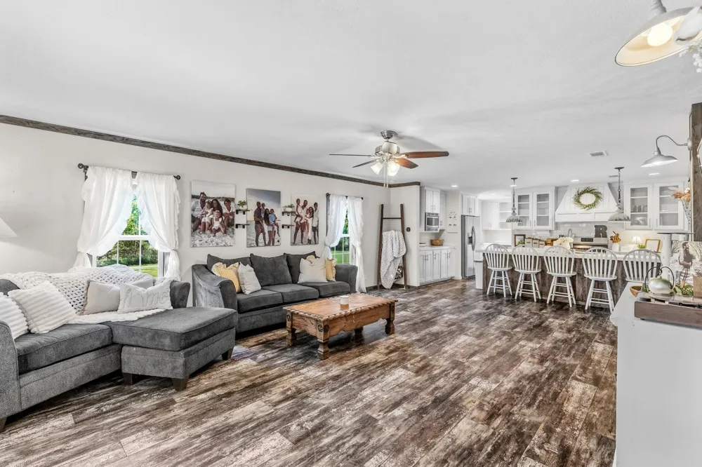 151 Hilltop Lane Emory, TX 75440