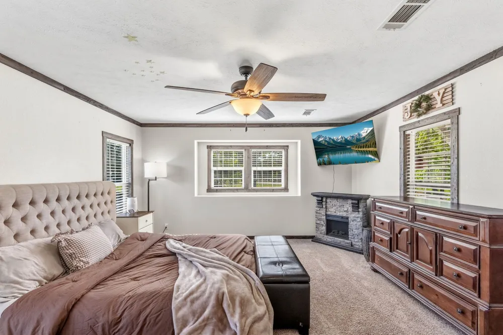 151 Hilltop Lane Emory, TX 75440