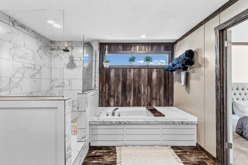 151 Hilltop Lane Emory, TX 75440