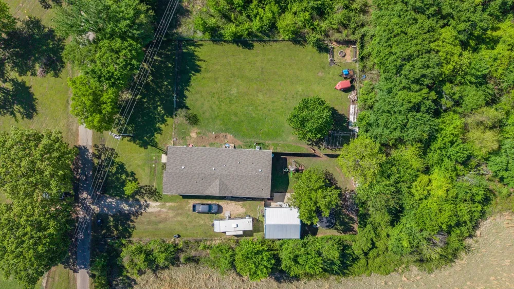151 Hilltop Lane Emory, TX 75440
