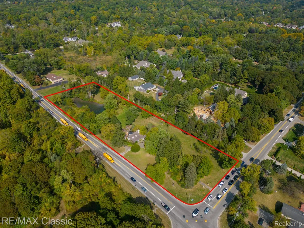 19150 Beck Road Northville Township, MI 48167