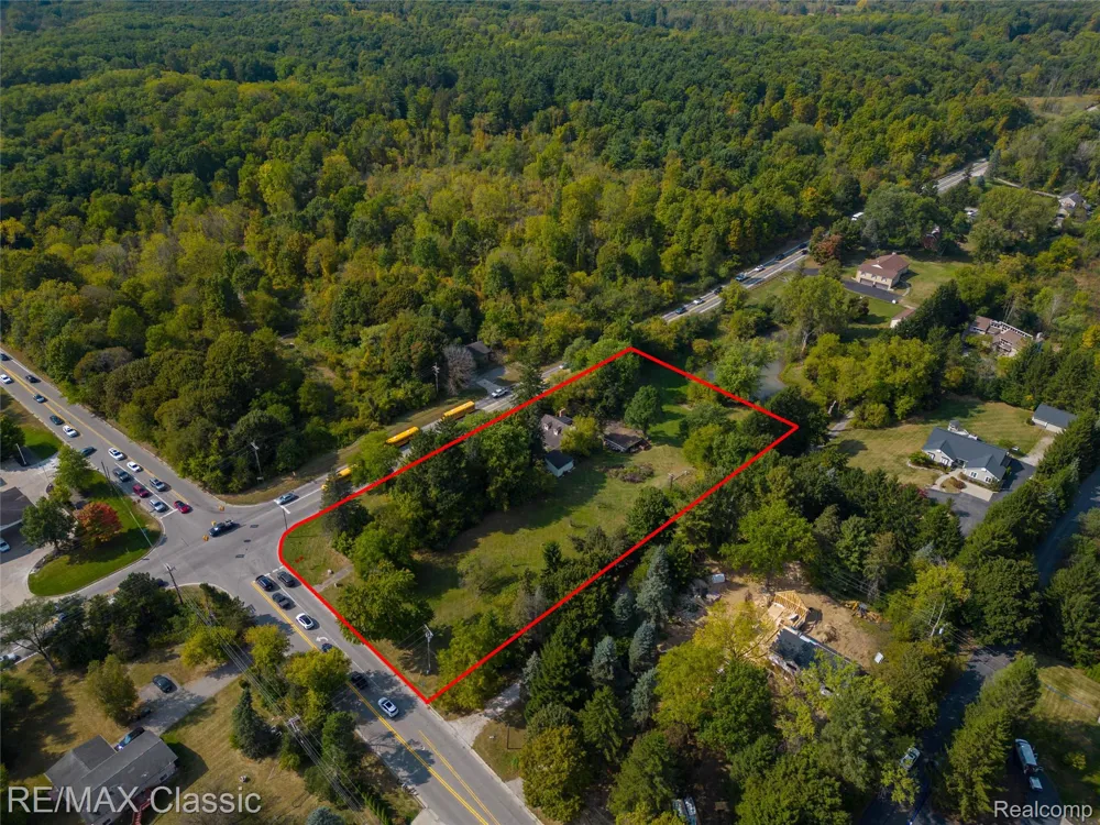 19150 Beck Road Northville Township, MI 48167