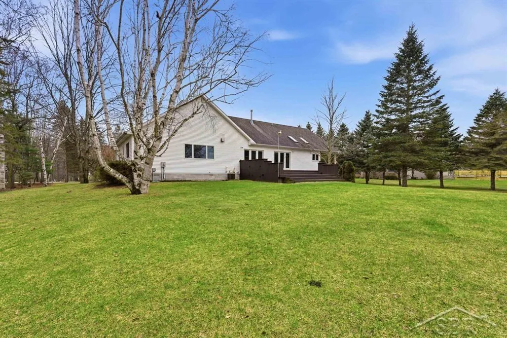 3343 E Ryan Drive Larkin Charter Township, MI 48642