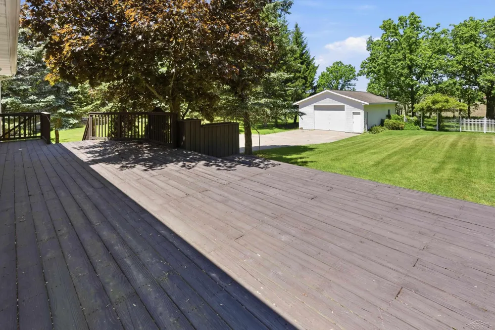 3343 E Ryan Drive Larkin Charter Township, MI 48642