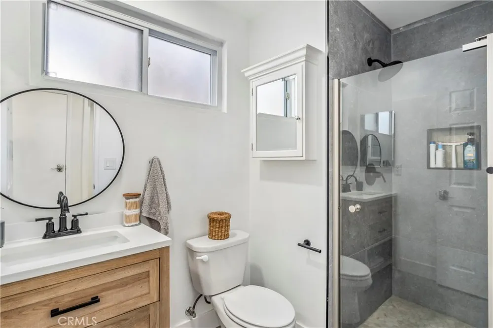 219 32nd Street Newport Beach, CA 92663
