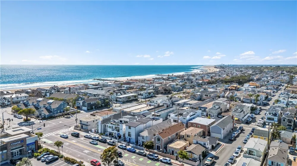 219 32nd Street Newport Beach, CA 92663