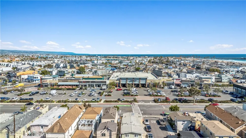 219 32nd Street Newport Beach, CA 92663
