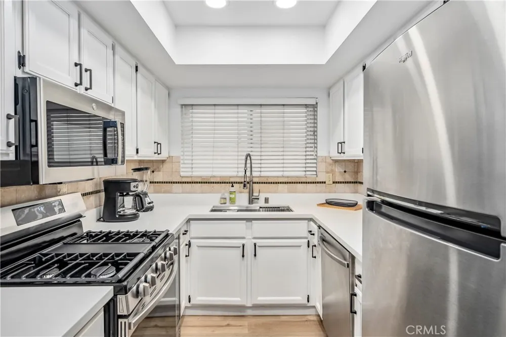 219 32nd Street Newport Beach, CA 92663
