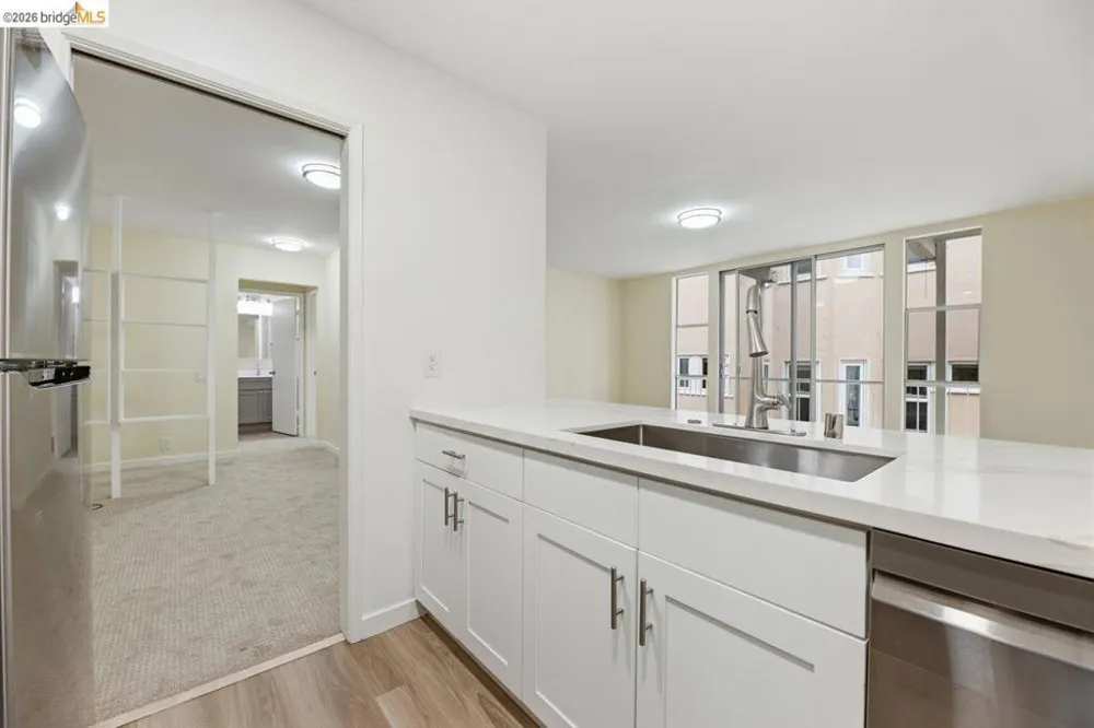 811 York St #237 Oakland, CA 94610