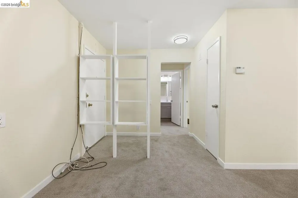 811 York St #237 Oakland, CA 94610