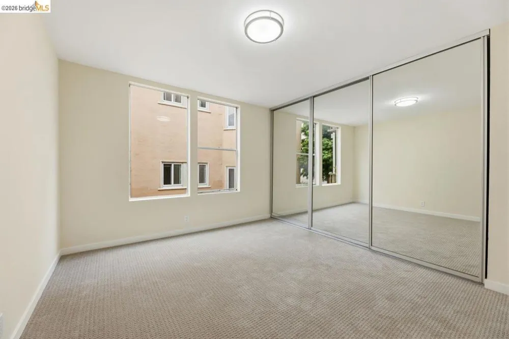 811 York St #237 Oakland, CA 94610