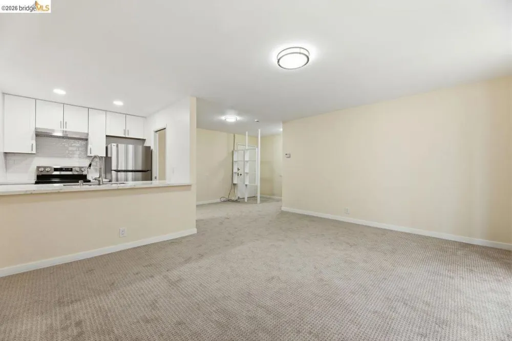 811 York St #237 Oakland, CA 94610
