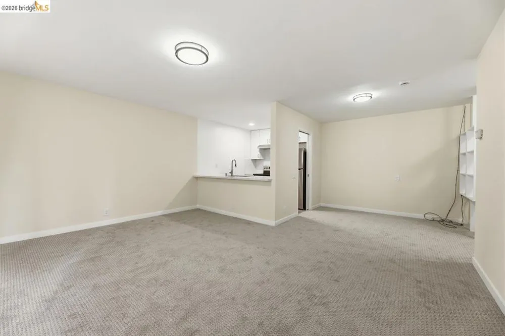 811 York St #237 Oakland, CA 94610