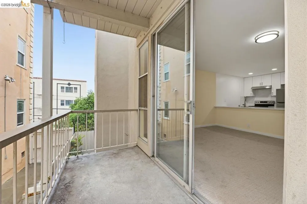 811 York St #237 Oakland, CA 94610