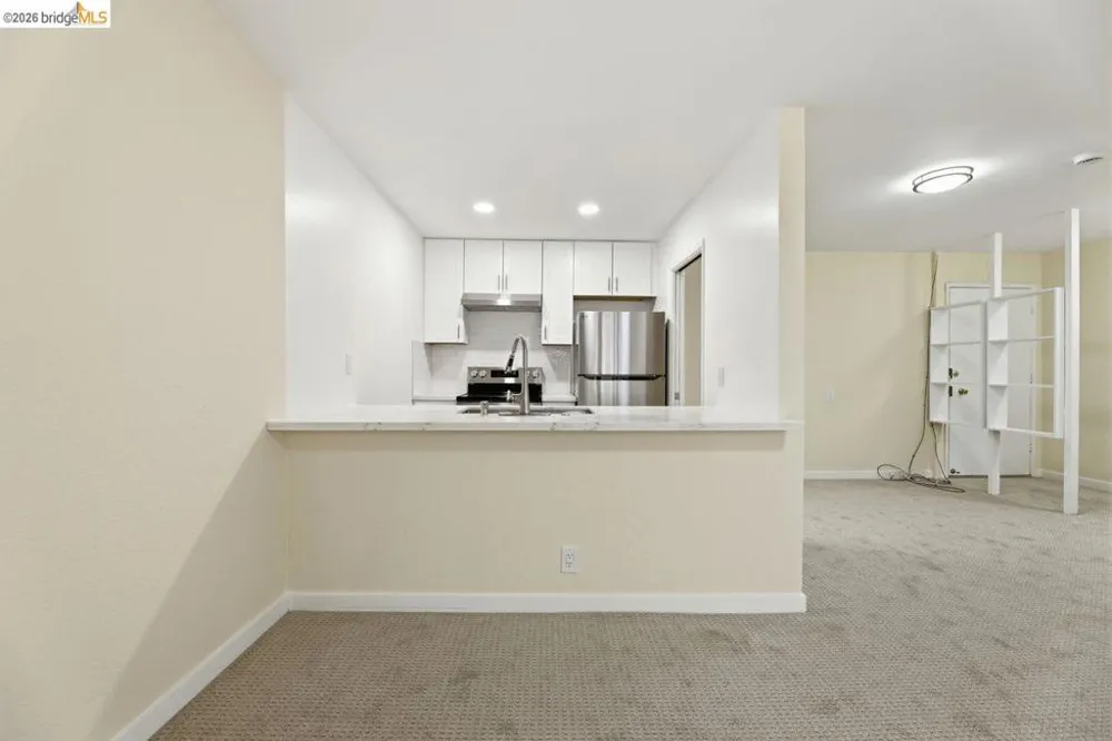 811 York St #237 Oakland, CA 94610