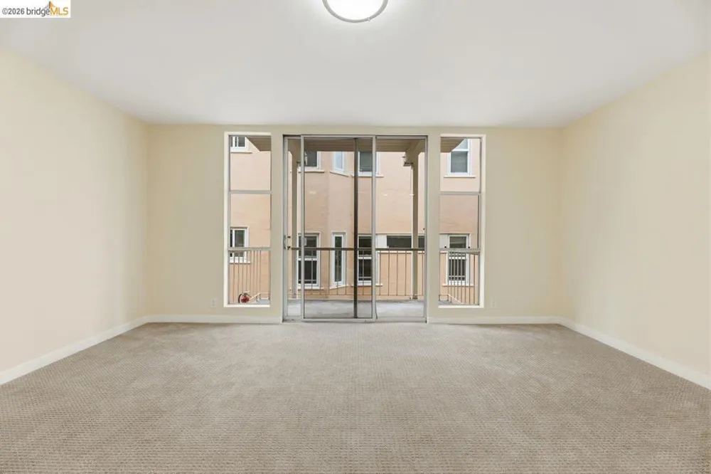 811 York St #237 Oakland, CA 94610