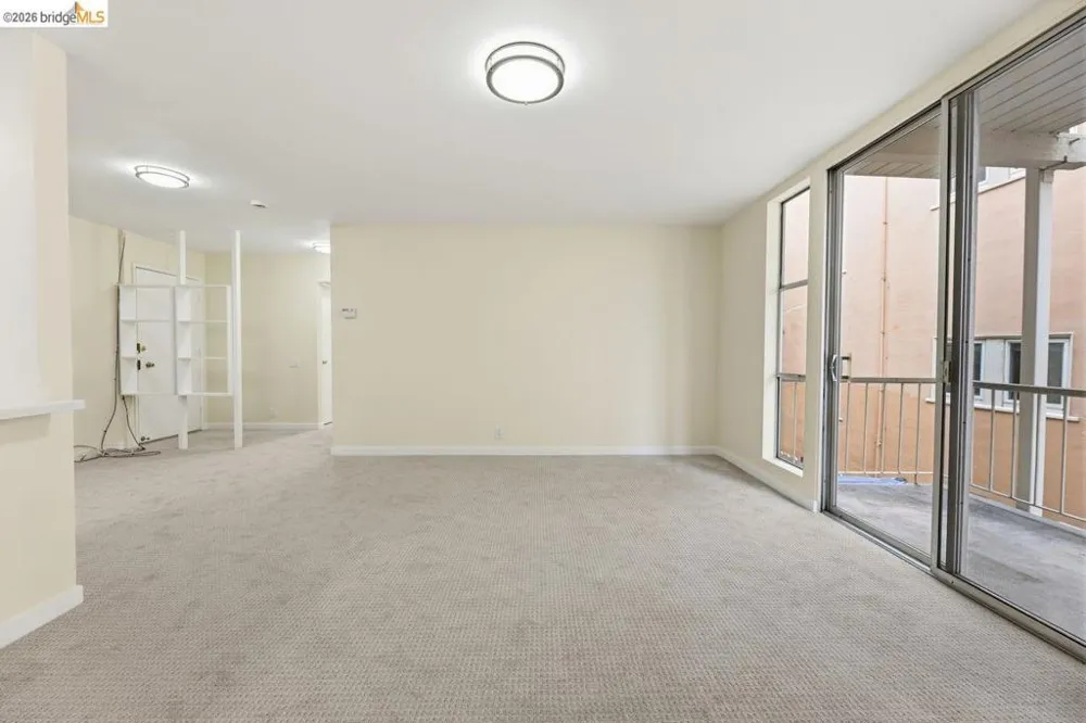 811 York St #237 Oakland, CA 94610