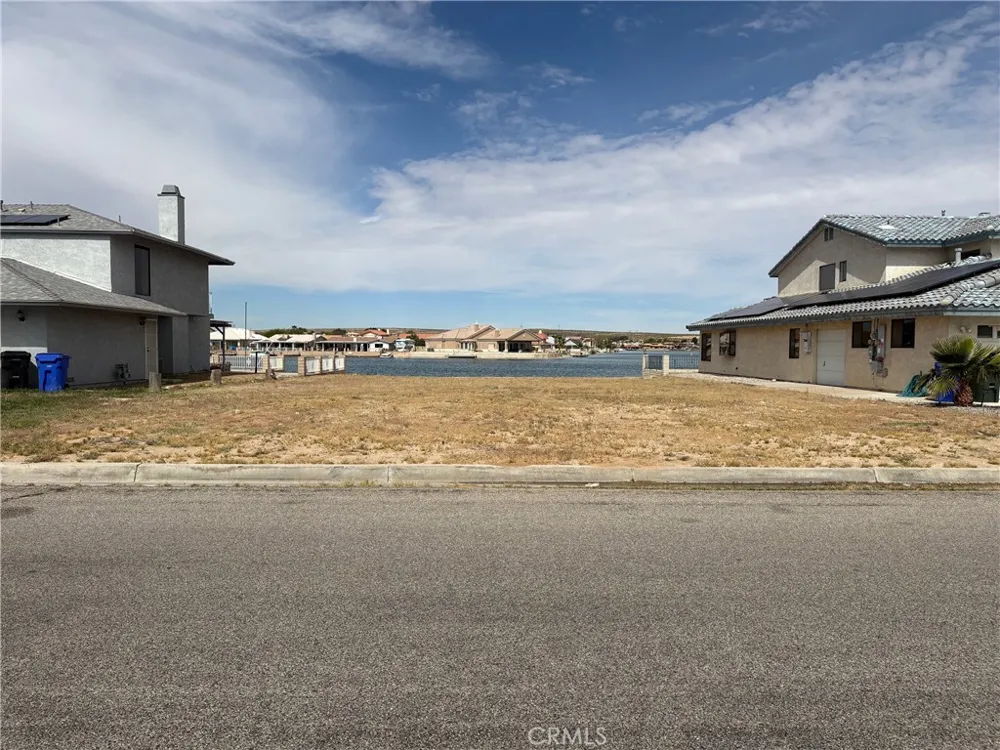 26322 Corona Helendale, CA 92342