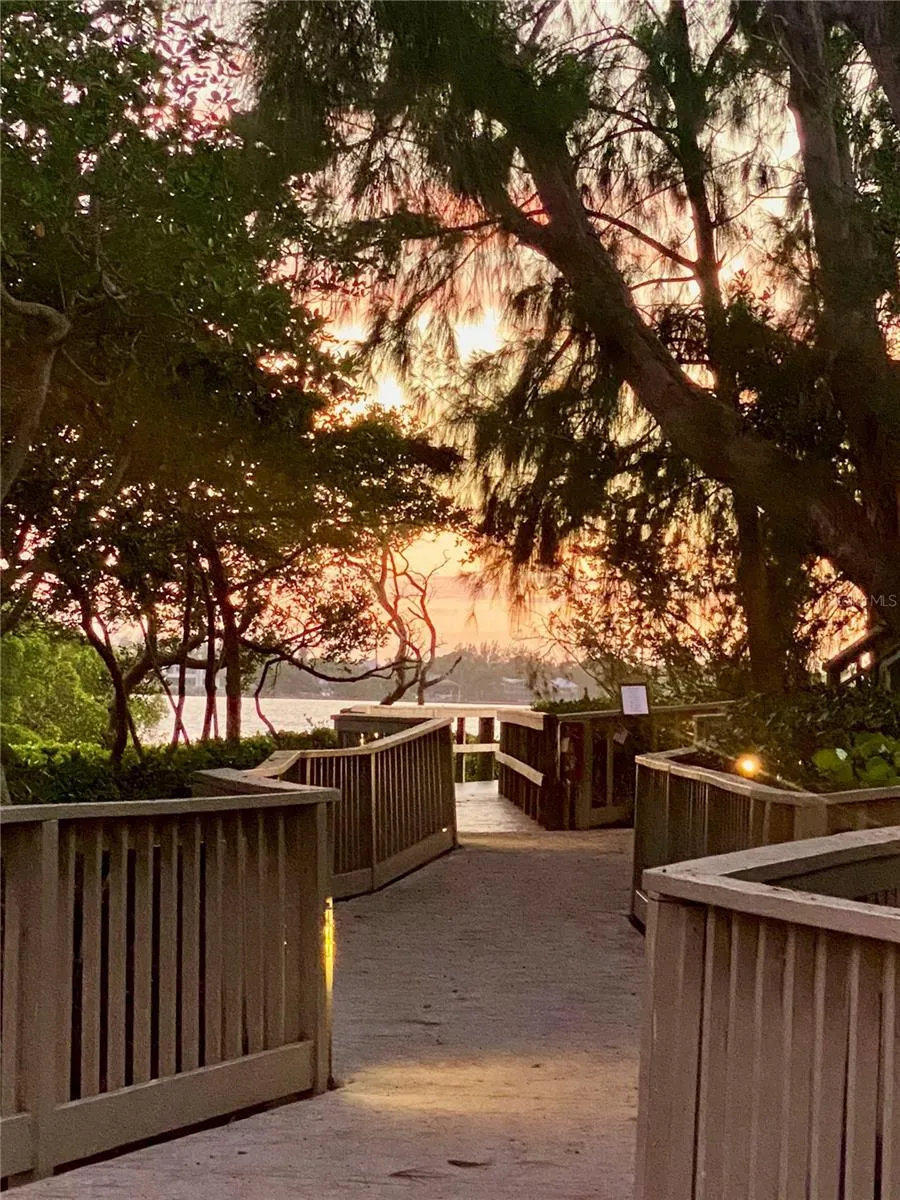 1667 BROOKHOUSE CIRCLE #BR128 Sarasota, FL 34231