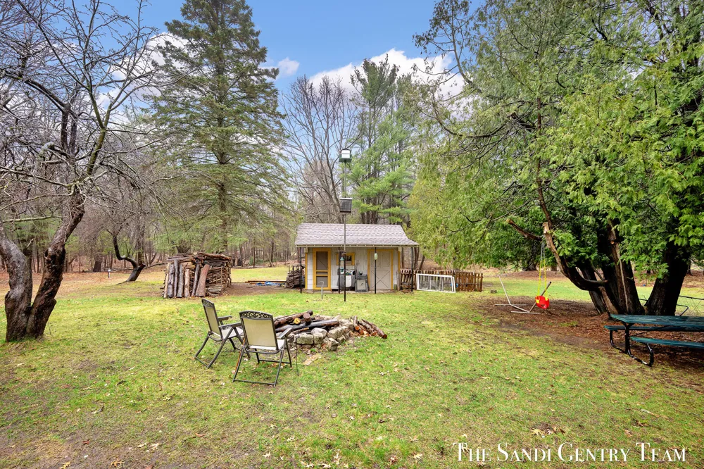 1111 2nd Street Pentwater, MI 49449