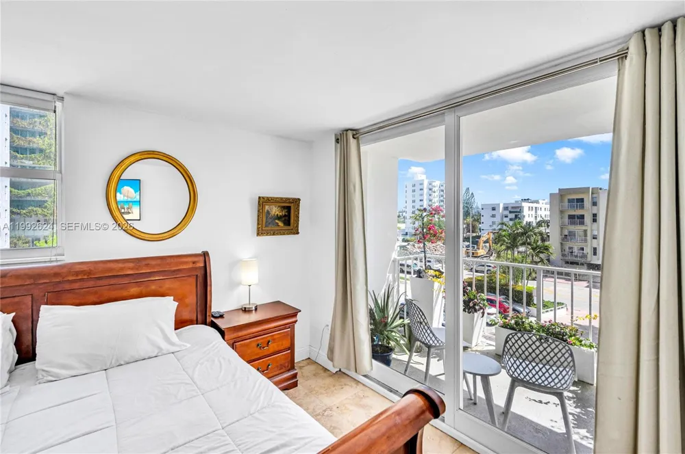 1228 West Ave #209 Miami Beach, FL 33139