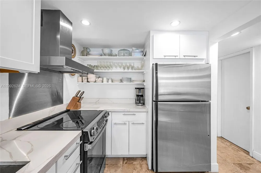 1228 West Ave #209 Miami Beach, FL 33139