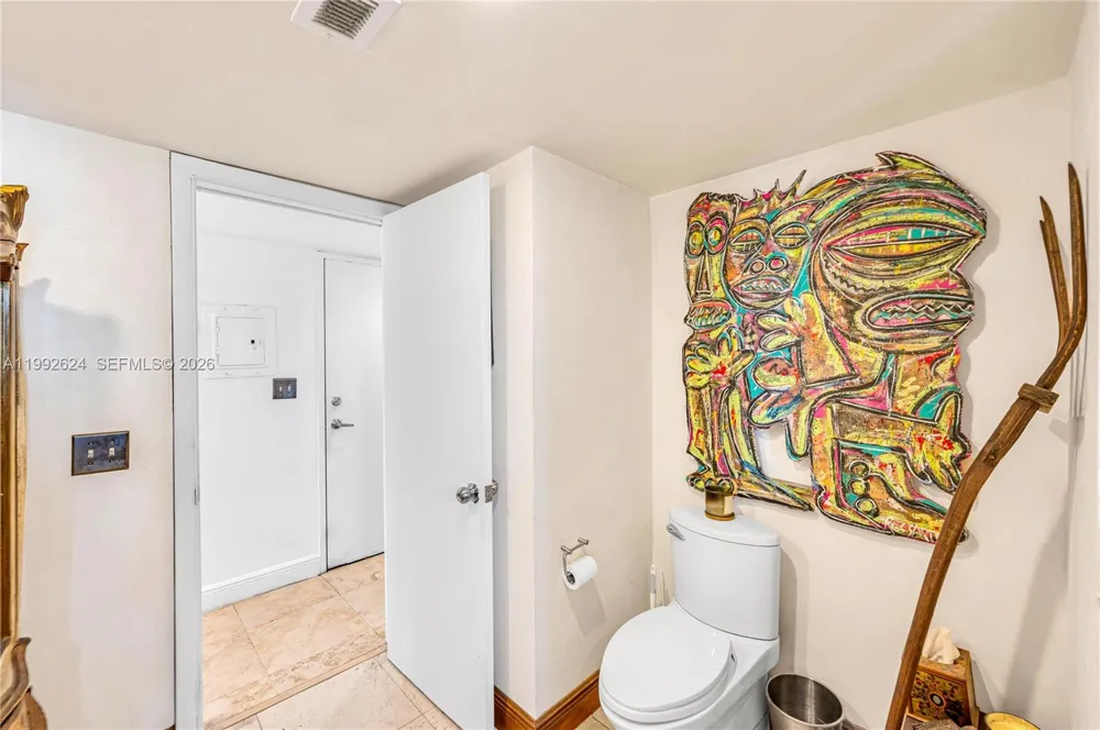 1228 West Ave #209 Miami Beach, FL 33139