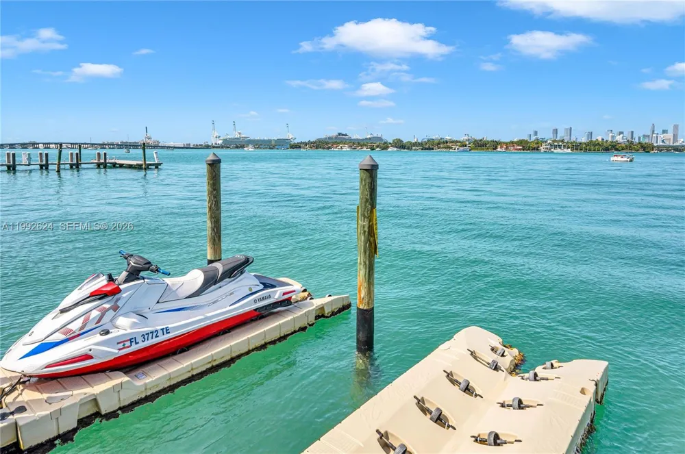 1228 West Ave #209 Miami Beach, FL 33139