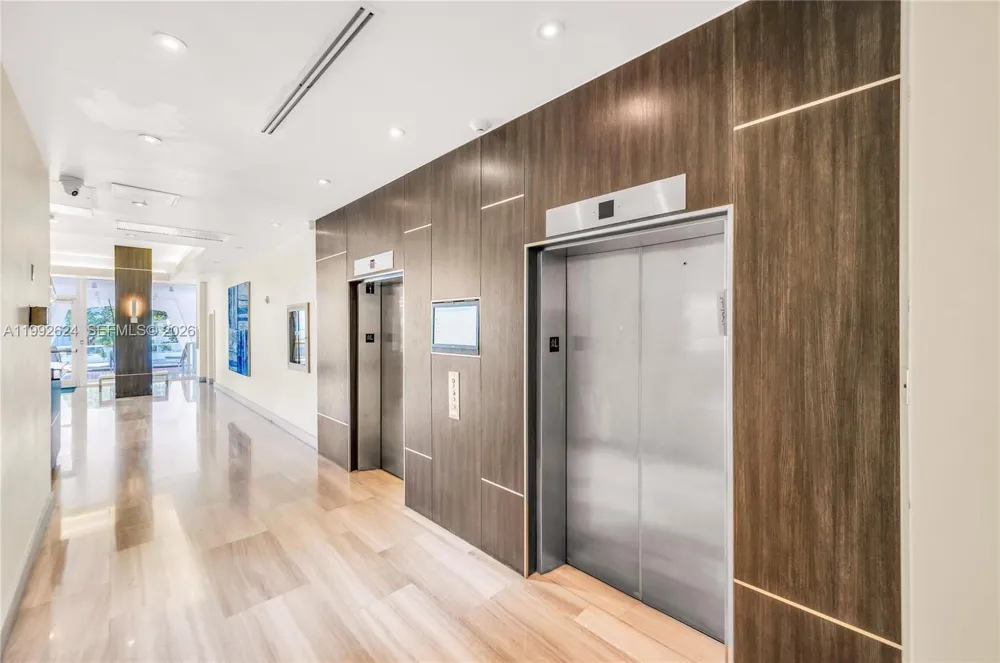 1228 West Ave #209 Miami Beach, FL 33139