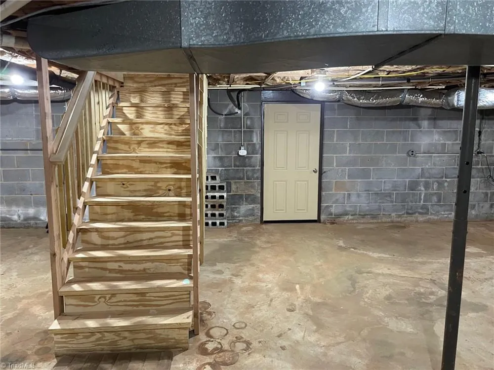 5956 US Highway 268 Dobson, NC 27017