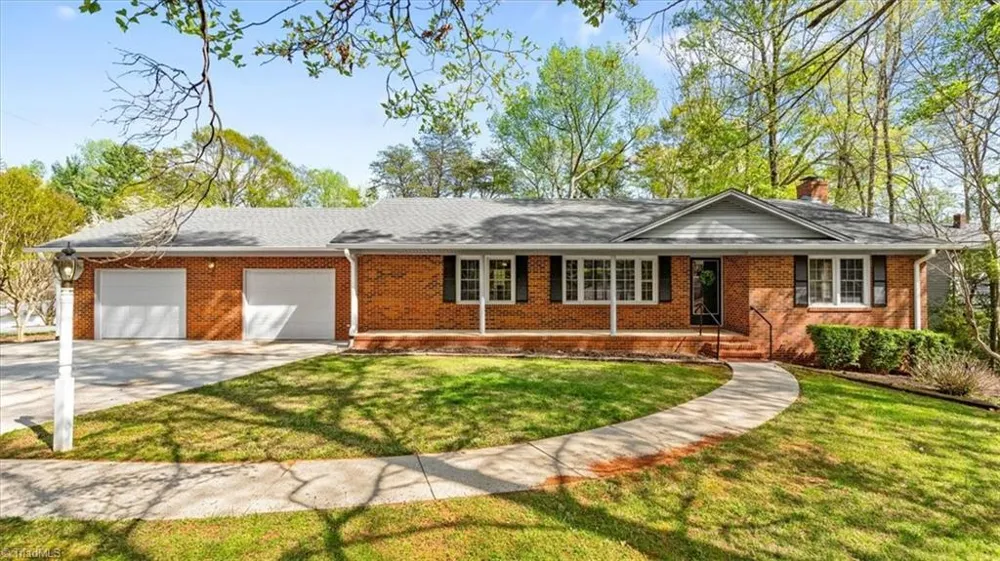 1905 Glenn Drive Reidsville, NC 27320