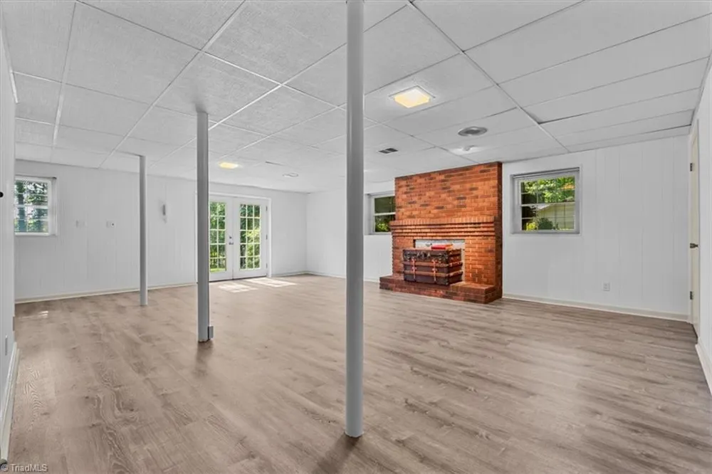 1905 Glenn Drive Reidsville, NC 27320