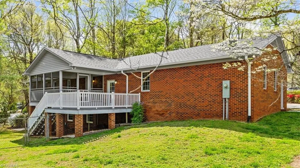 1905 Glenn Drive Reidsville, NC 27320