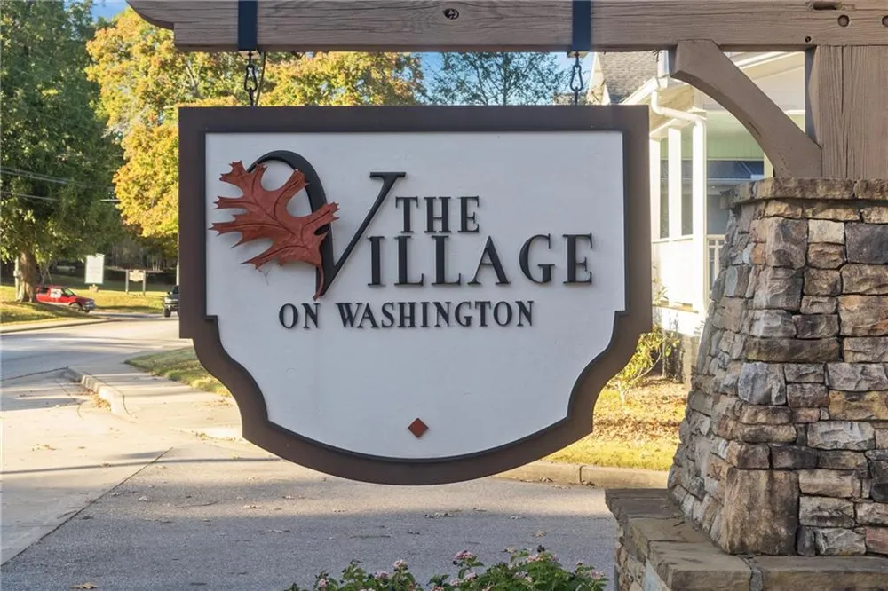 148 Village Drive Clarkesville, GA 30523