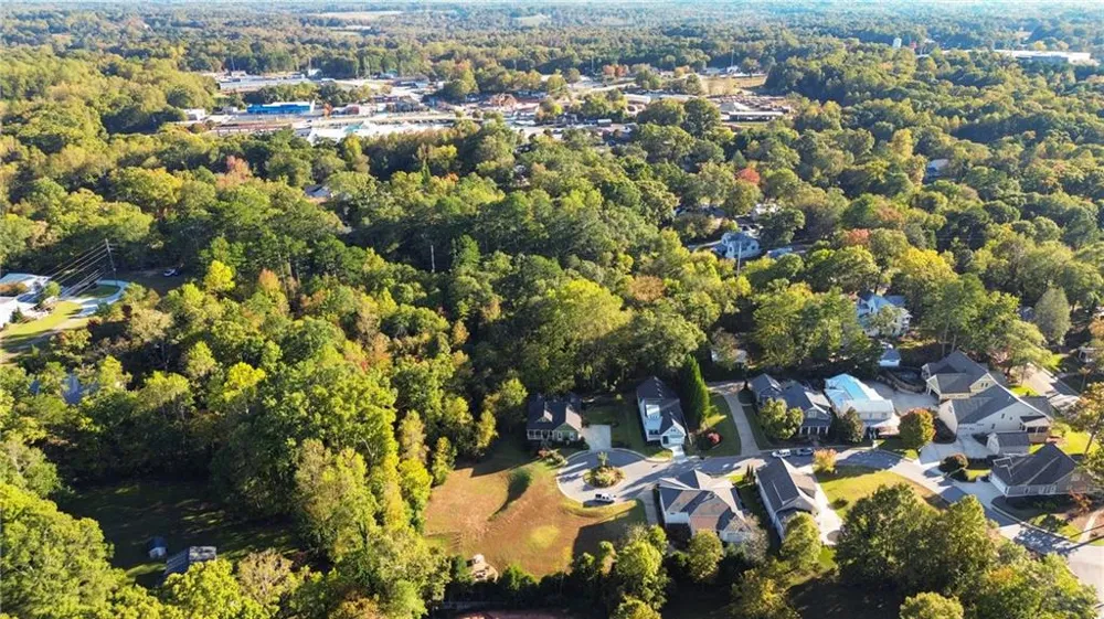 148 Village Drive Clarkesville, GA 30523
