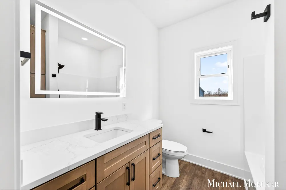 12479 Nora Court Allendale Charter Township, MI 49401