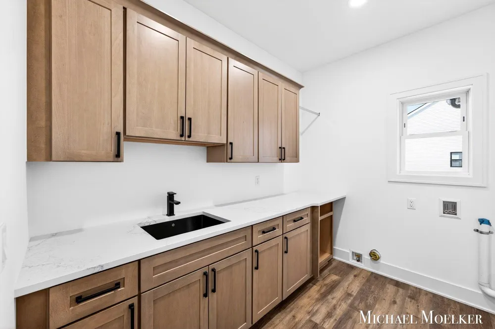 12479 Nora Court Allendale Charter Township, MI 49401
