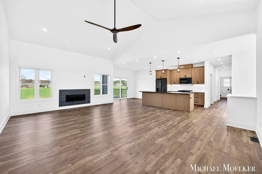 12479 Nora Court Allendale Charter Township, MI 49401
