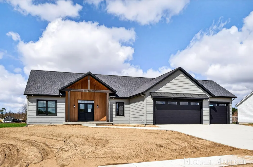 12479 Nora Court Allendale Charter Township, MI 49401