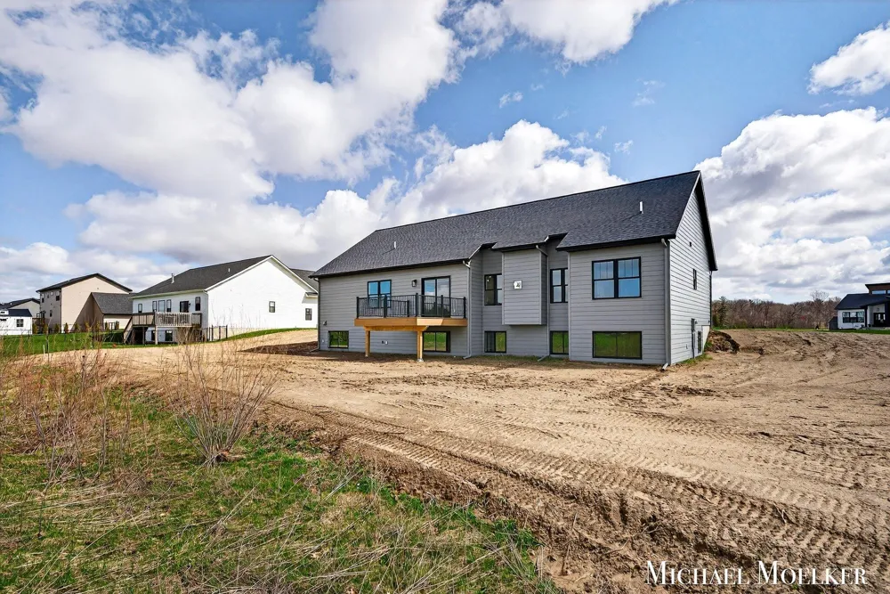 12479 Nora Court Allendale Charter Township, MI 49401