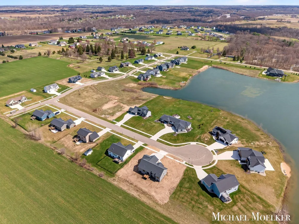 12479 Nora Court Allendale Charter Township, MI 49401