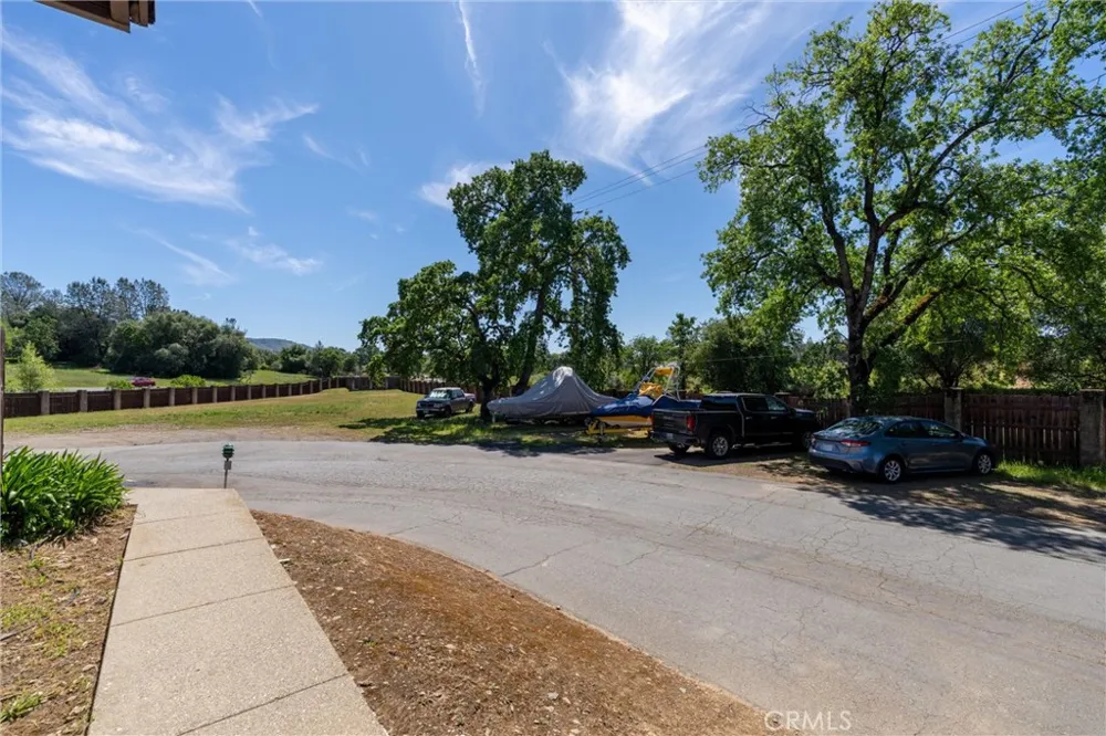 1 Segura Drive Oroville, CA 95966