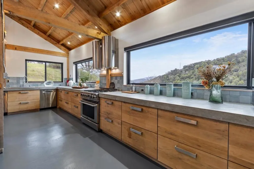 13925 Sheila Avenue Morgan Hill, CA 95037
