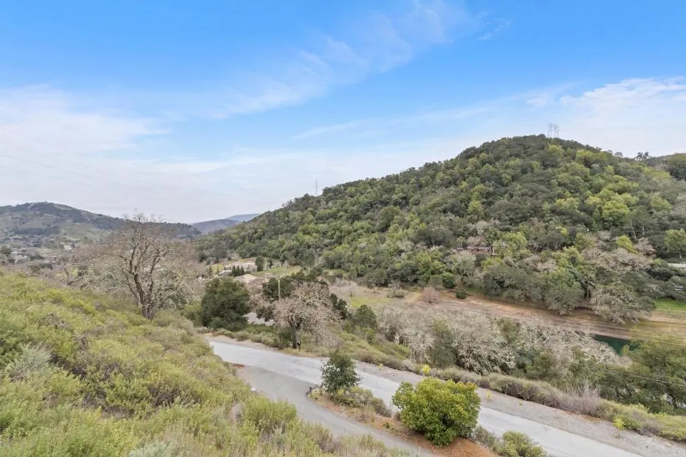 13925 Sheila Avenue Morgan Hill, CA 95037