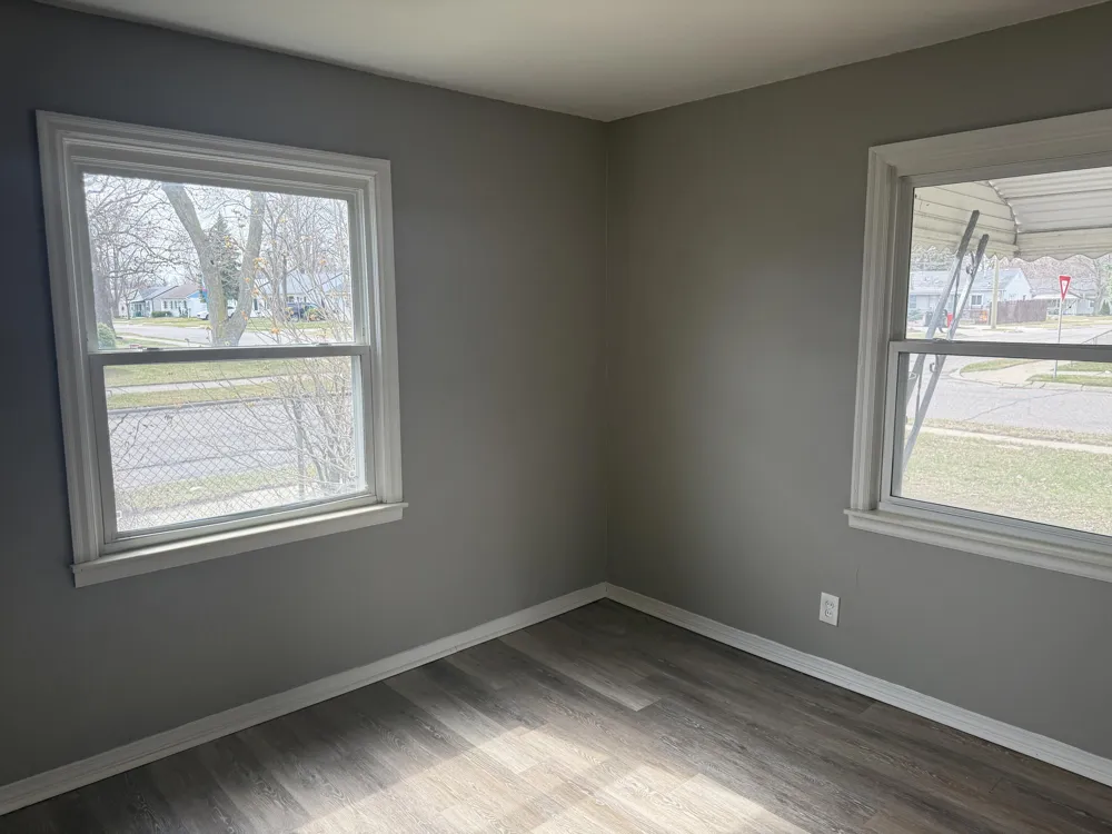 26700 Grandmont Street Roseville, MI 48066