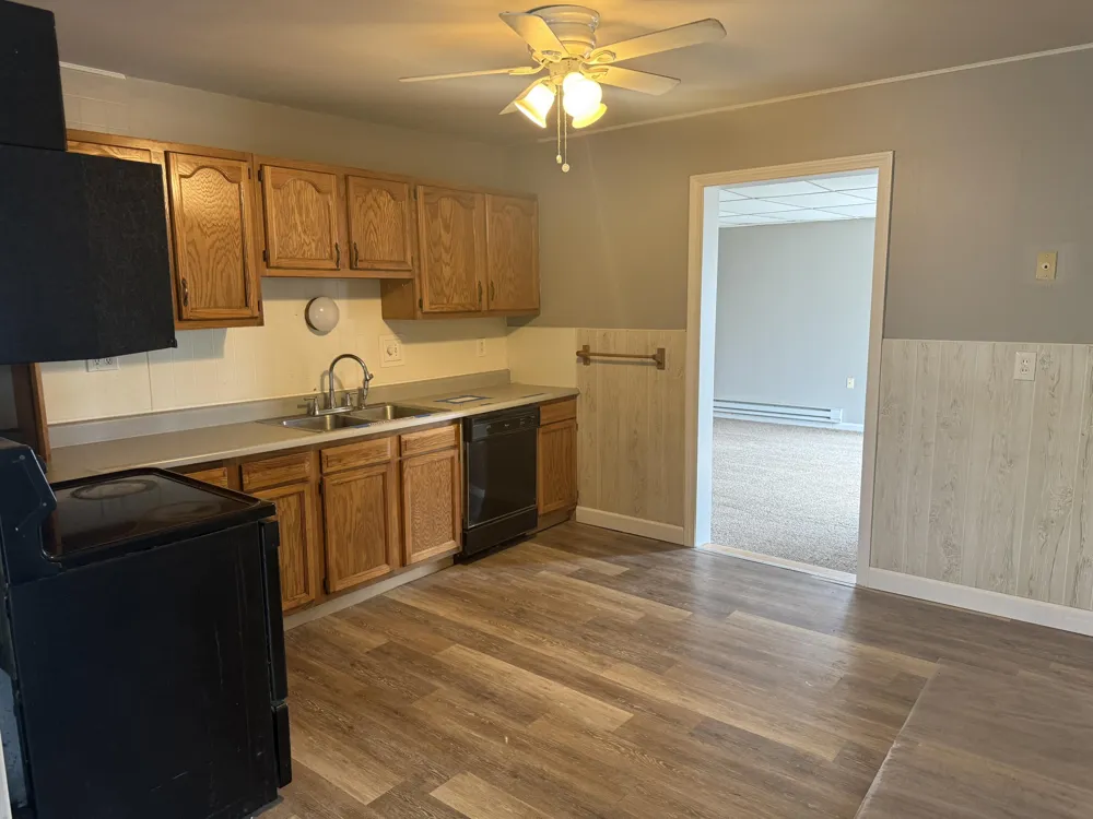 26700 Grandmont Street Roseville, MI 48066