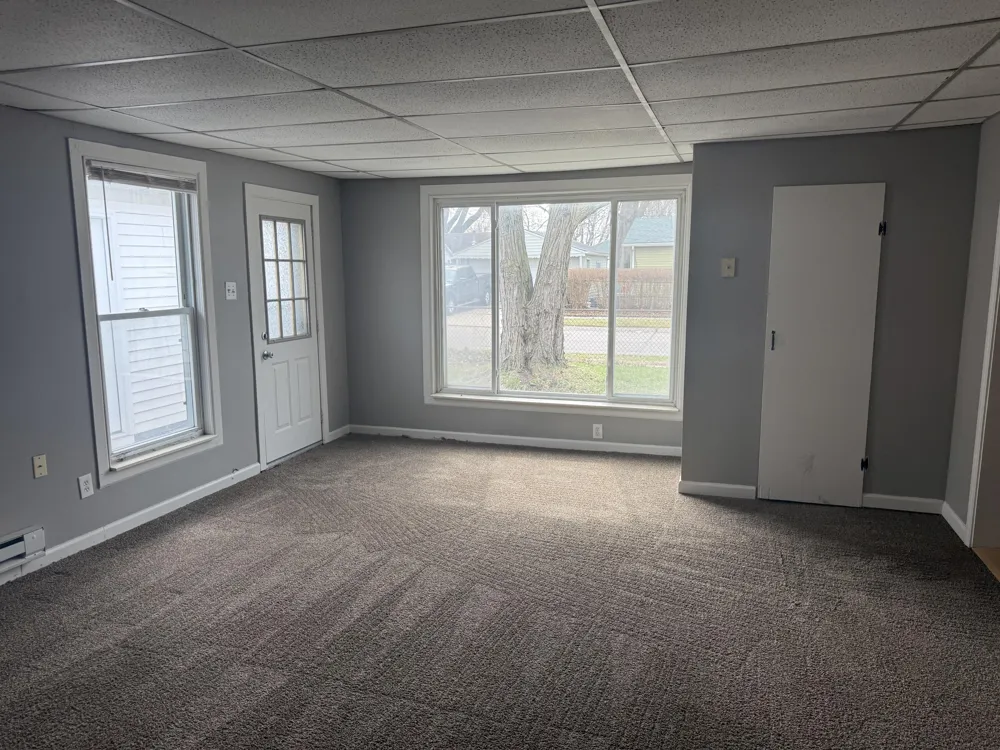 26700 Grandmont Street Roseville, MI 48066