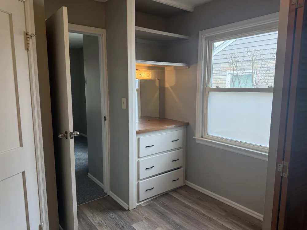 26700 Grandmont Street Roseville, MI 48066
