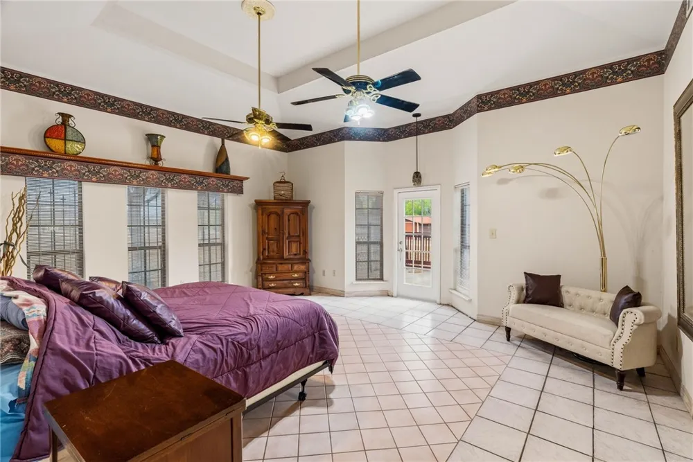 230 CR 3071 Orange Grove, TX 78372